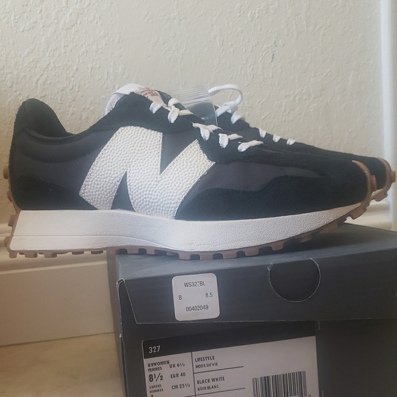 New Balance- New in Box- Black and White Athletic Shoes - Picture 5 of 8